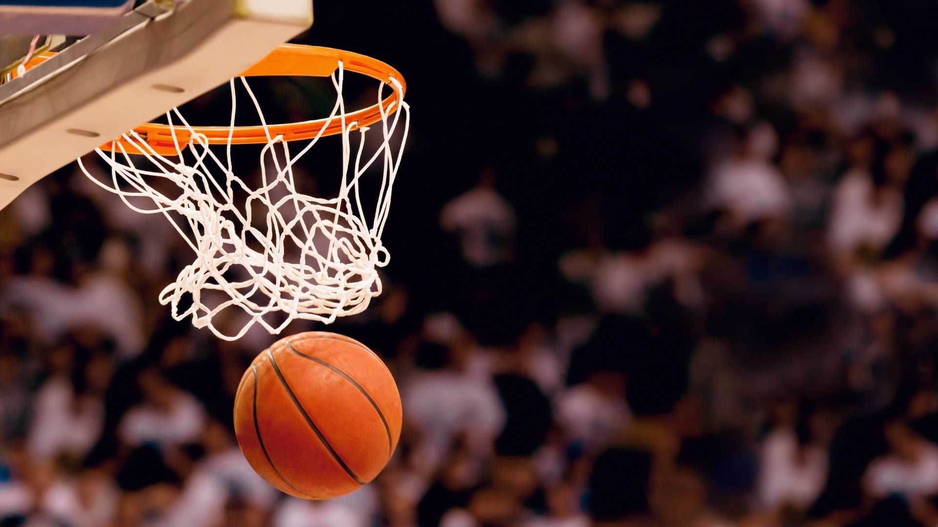 暖心时刻：NBA球员在赛场外积极投身公益事业，nba球员向中国捐款